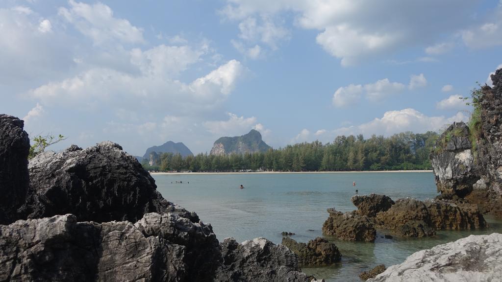 The Lazy Bar And Guesthouse Ao Nang Luaran gambar