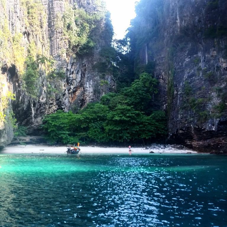 The Lazy Bar And Guesthouse Ao Nang Luaran gambar