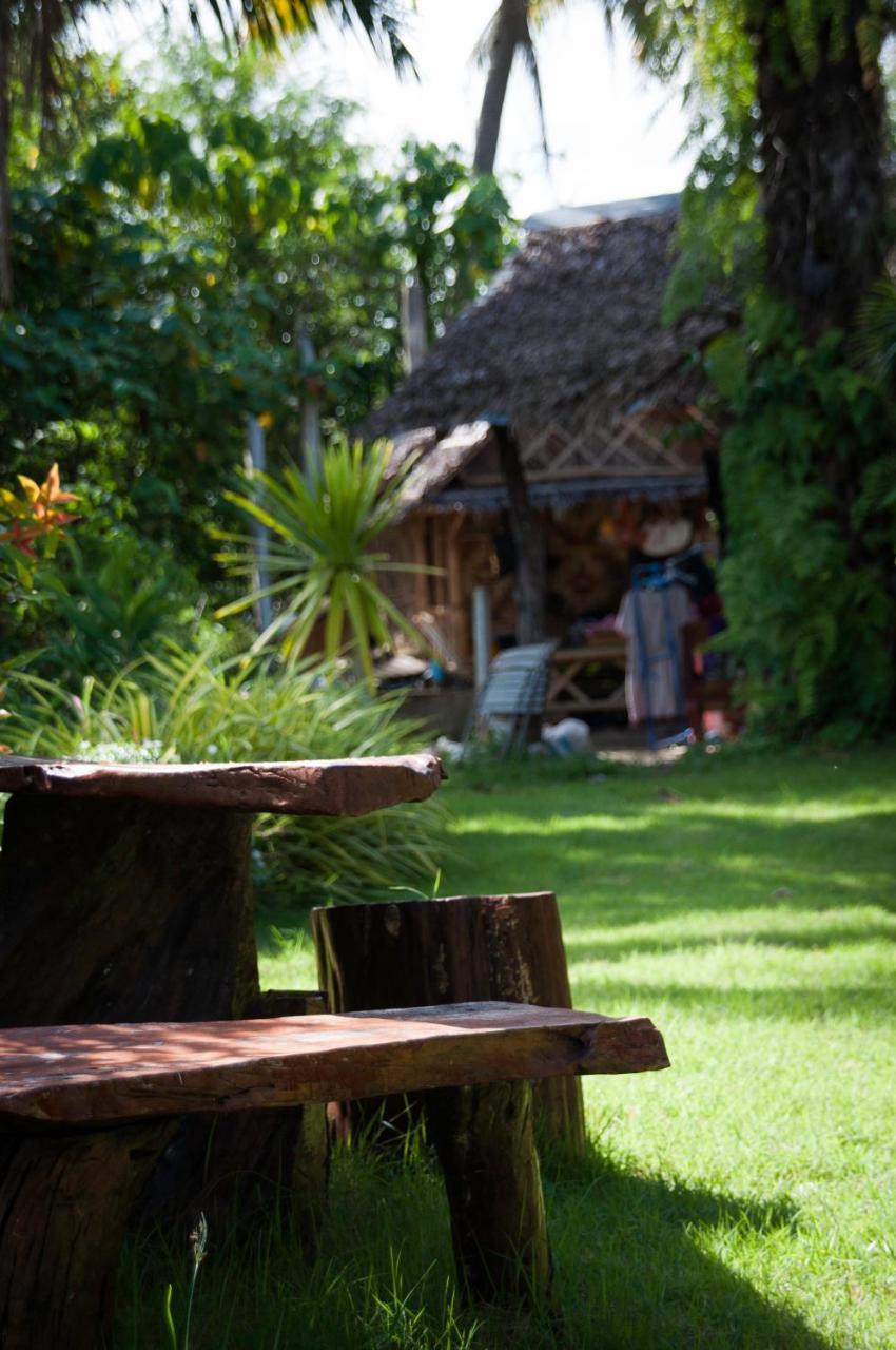 The Lazy Bar And Guesthouse Ao Nang Luaran gambar